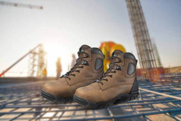 Safety Footwear Market Research, Size, Share, Trends, Report 2025-2033