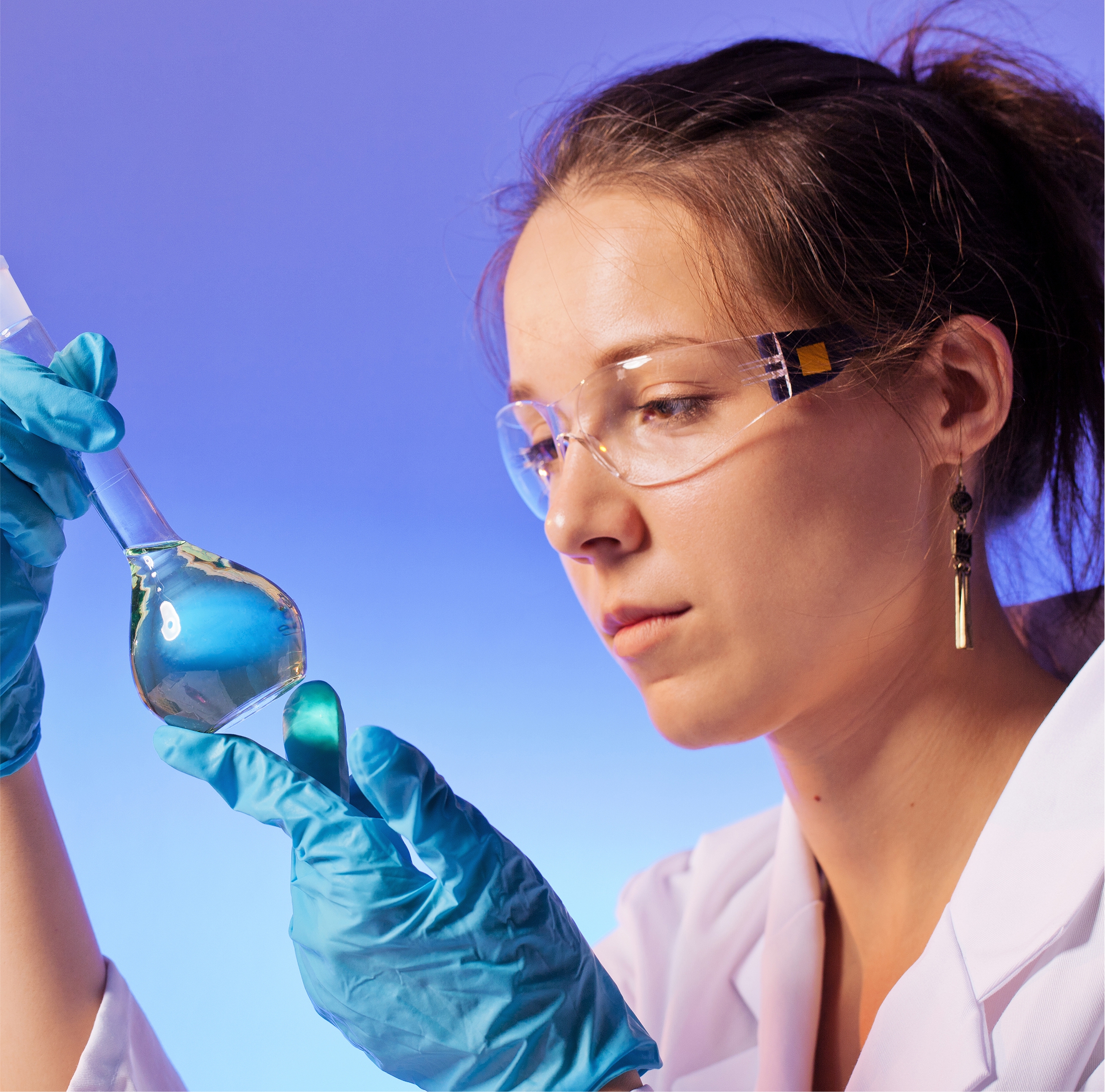 Chemiluminescence Immunoassay (CLIA) Market Size, Share and Key Players 2025-2033